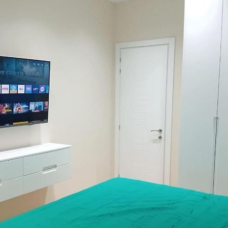 Tirana Road Blloku Areaアパートメント エクステリア 写真