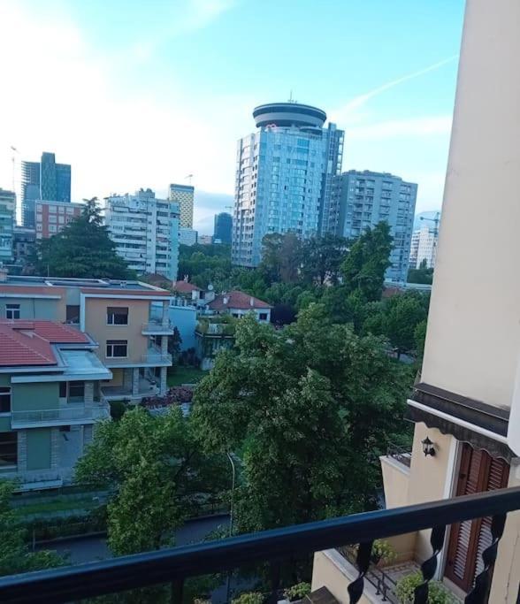 Tirana Road Blloku Areaアパートメント エクステリア 写真